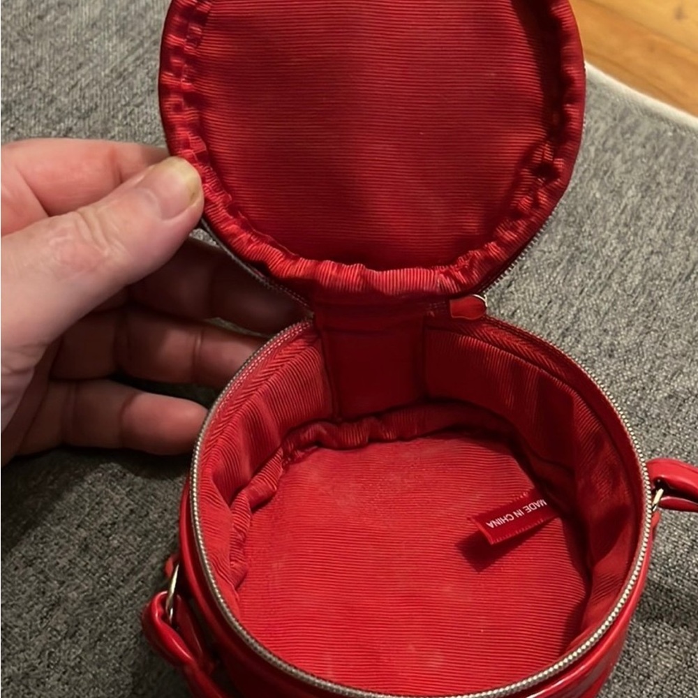 Marc Jacobs Patent Leather Red Mini Circle Bag - Picture 4 of 6